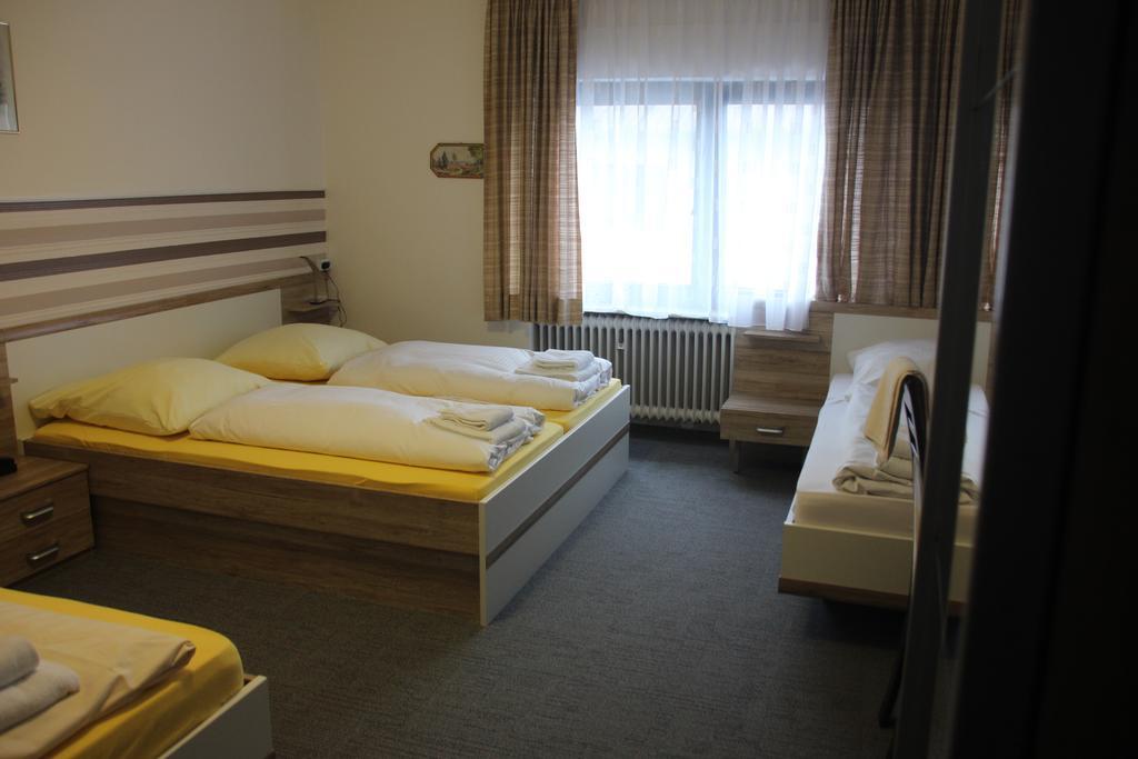 Airport-Hotel Zum Taubengrund Кельстербах Экстерьер фото